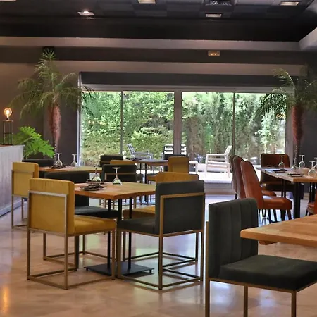 Jerez & מלון חרז